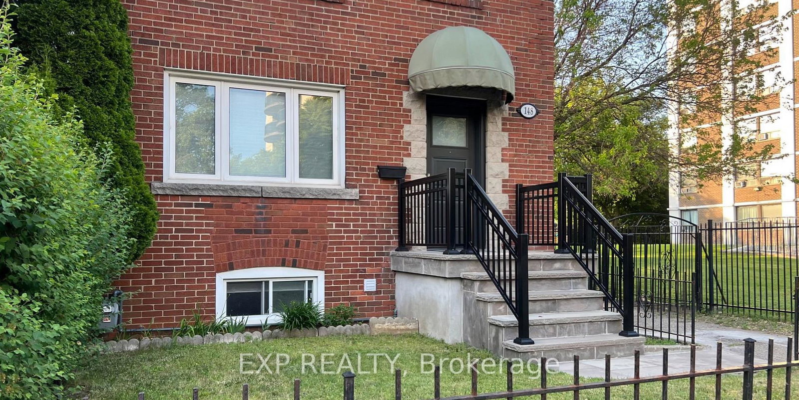 148-cosburn-avenue-s-east-york-ontario-e13094138