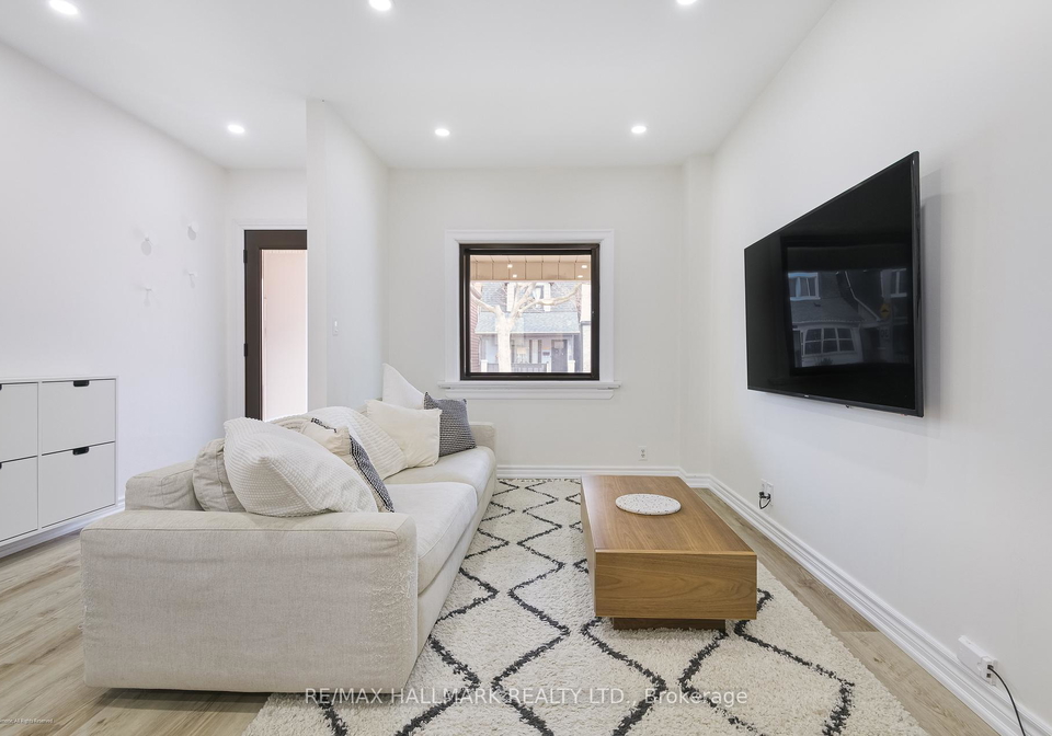 208-cedarvale-avenue-east-york-ontario-e13094436
