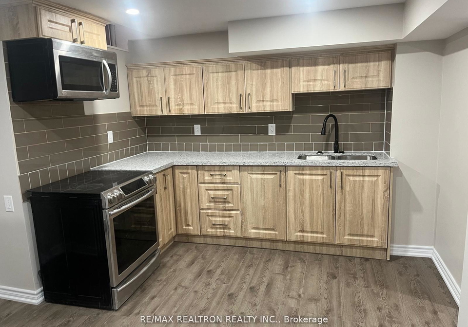 1112-maple-gate-road-pickering-ontario-e13094760
