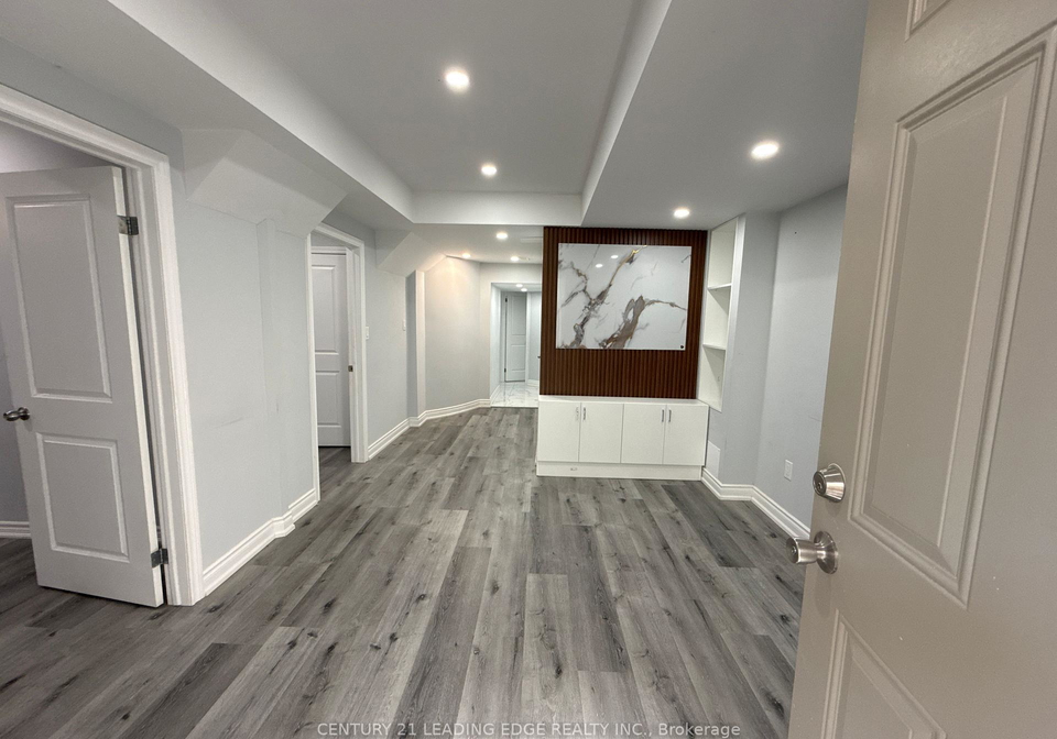 11-northern-breeze-crescent-whitby-ontario-e13094856