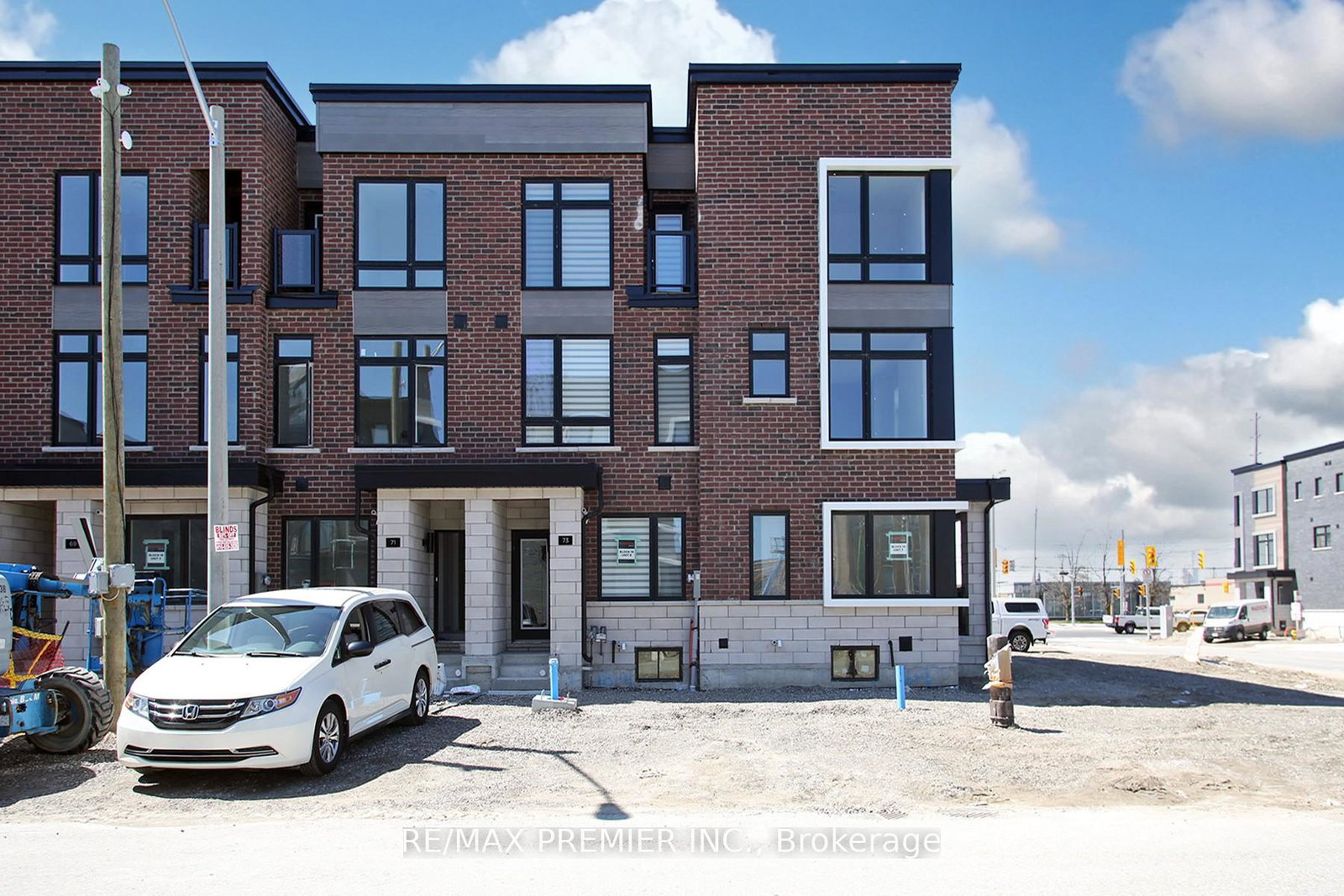 73-akil-thomas-gardens-scarborough-ontario-e13095880