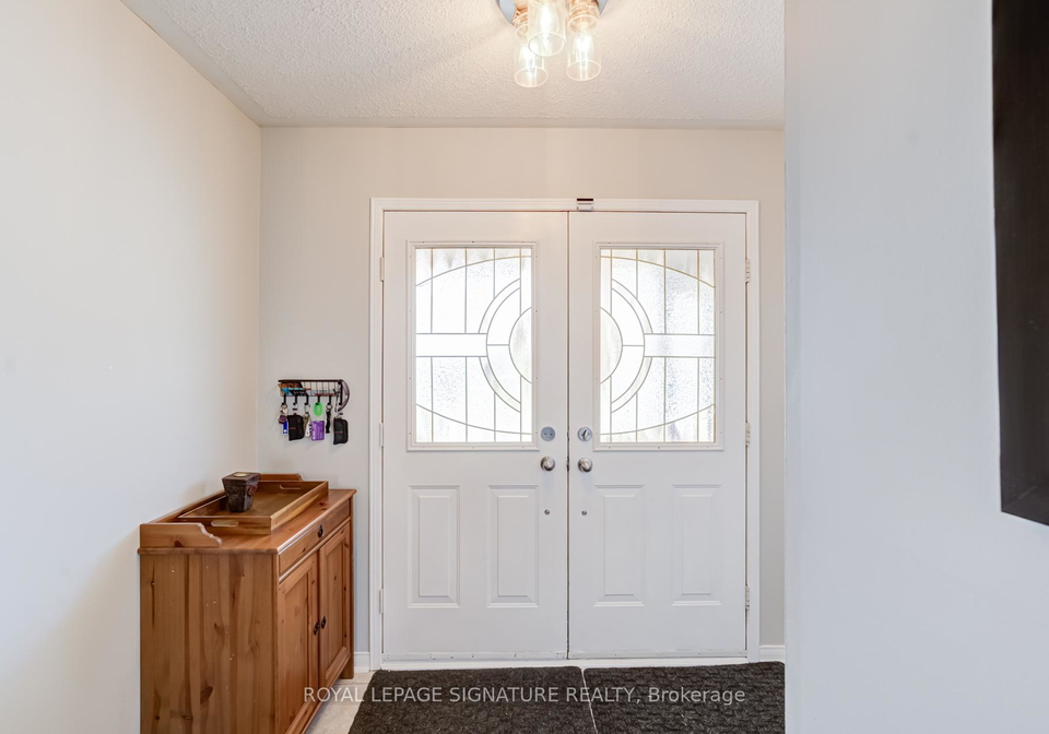 25-beadle-drive-ajax-ontario-e13095940