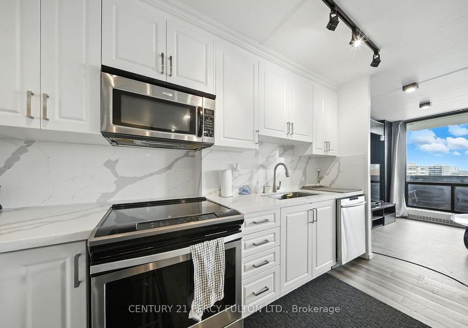 2-glamorgan-avenue-scarborough-ontario-e13096126
