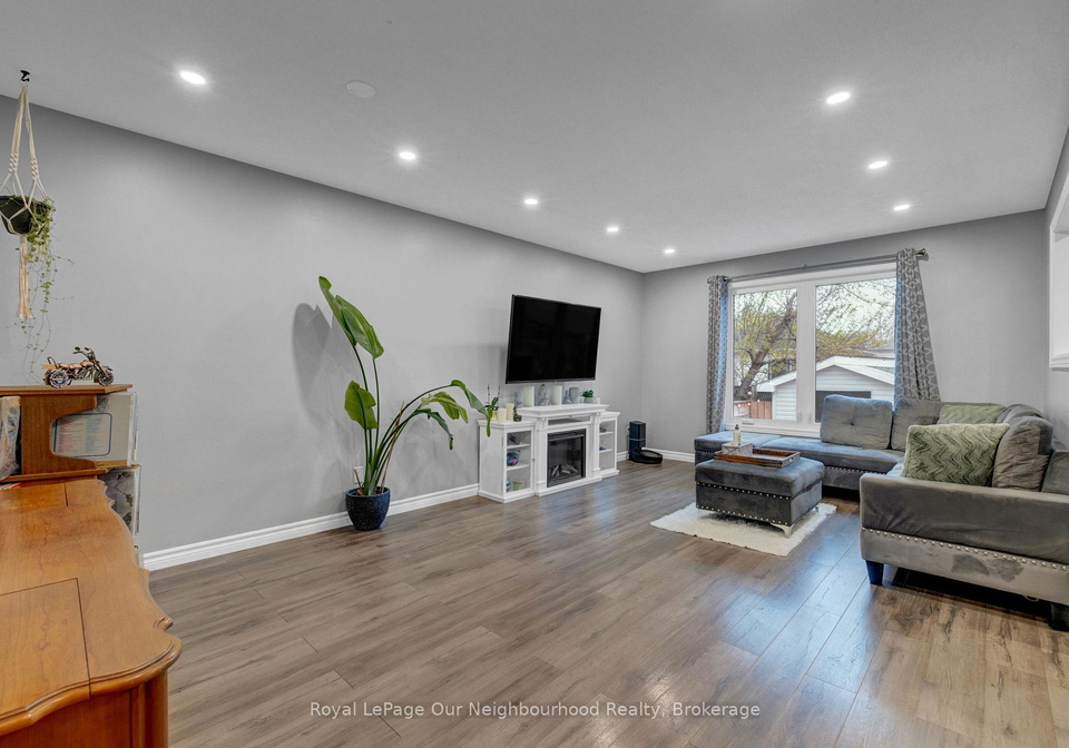 19-marchwood-crescent-clarington-ontario-e13096168
