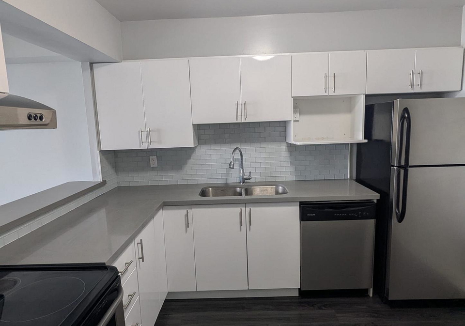 55-bamburgh-circle-scarborough-ontario-e13096270
