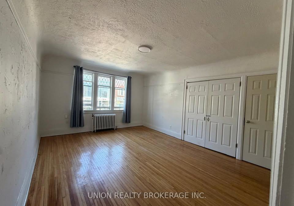 84-willow-avenue-toronto-ontario-e13096590