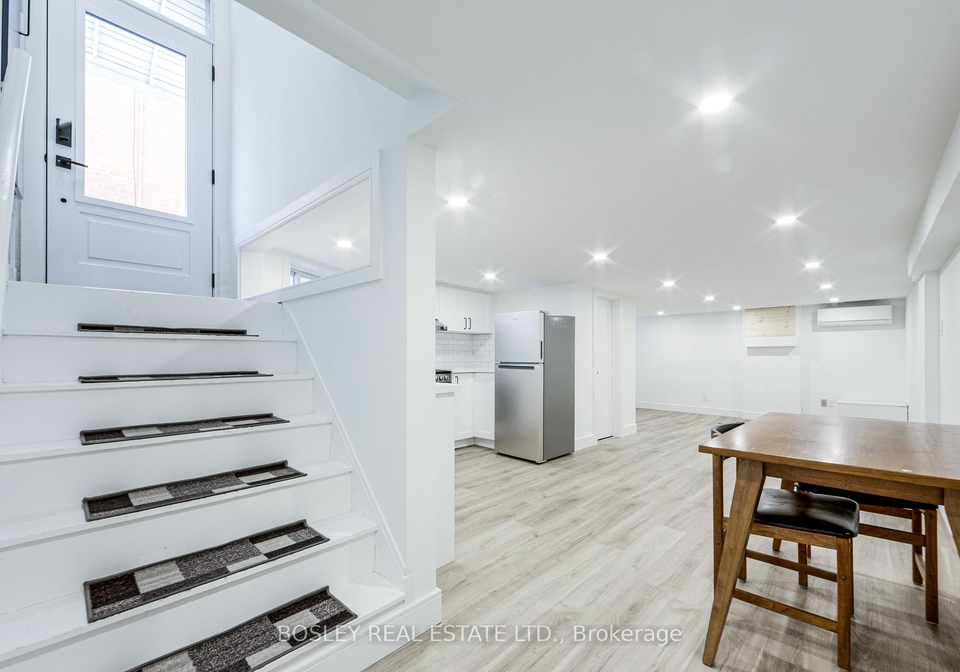 13-ravina-crescent-toronto-ontario-e13097982