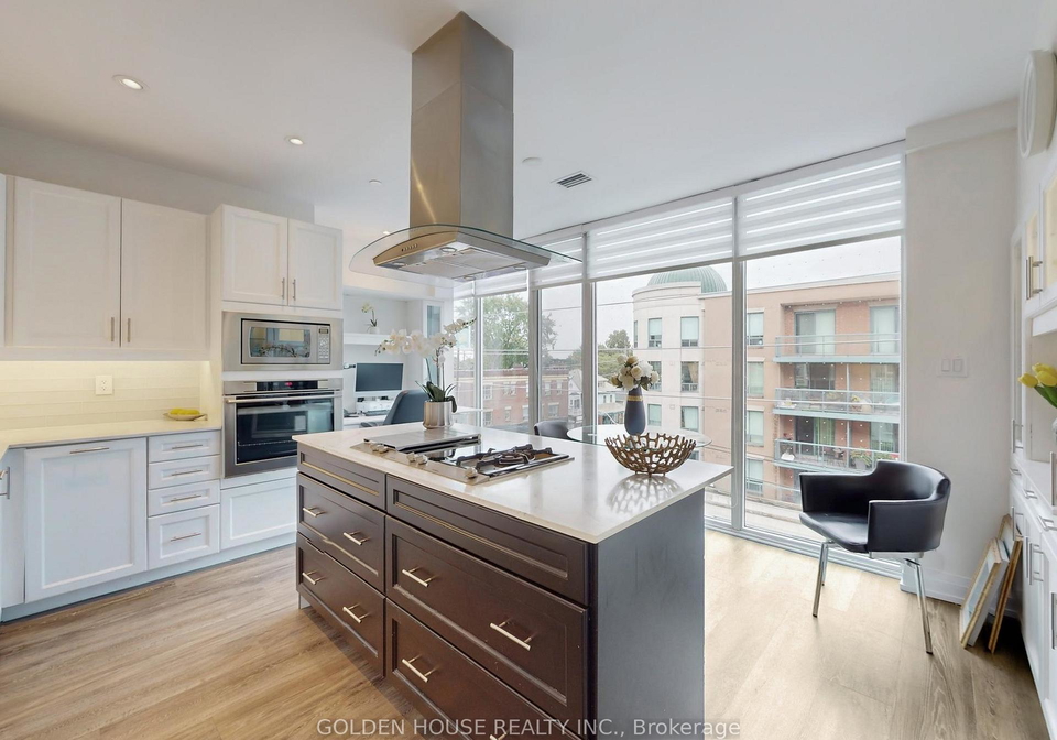 200-woodbine-avenue-toronto-ontario-e13098014