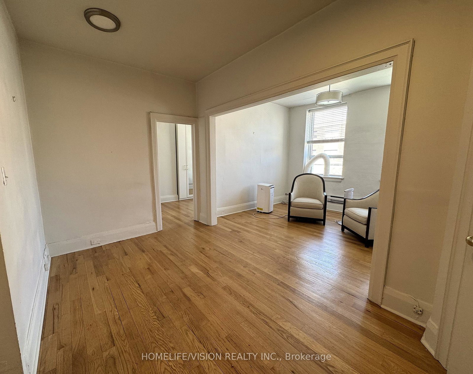 555-danforth-avenue-toronto-ontario-e13098502