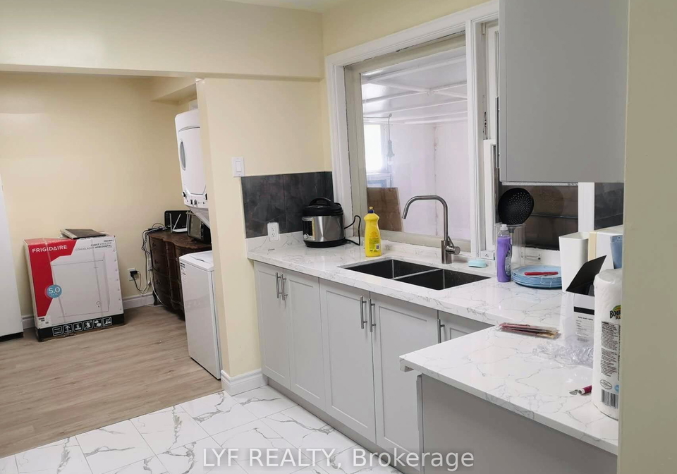 22-ivordale-crescent-scarborough-ontario-e13098700
