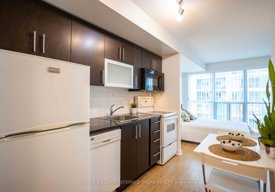 50-town-centre-court-scarborough-ontario-e13099796