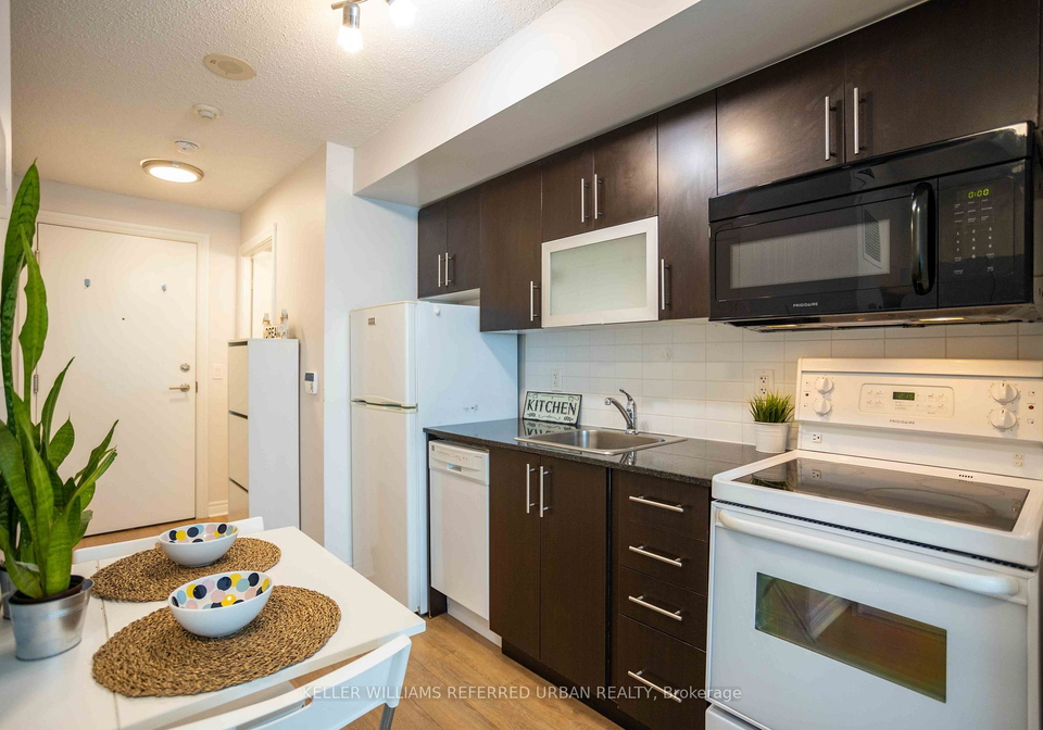 50-town-centre-court-scarborough-ontario-e13099796