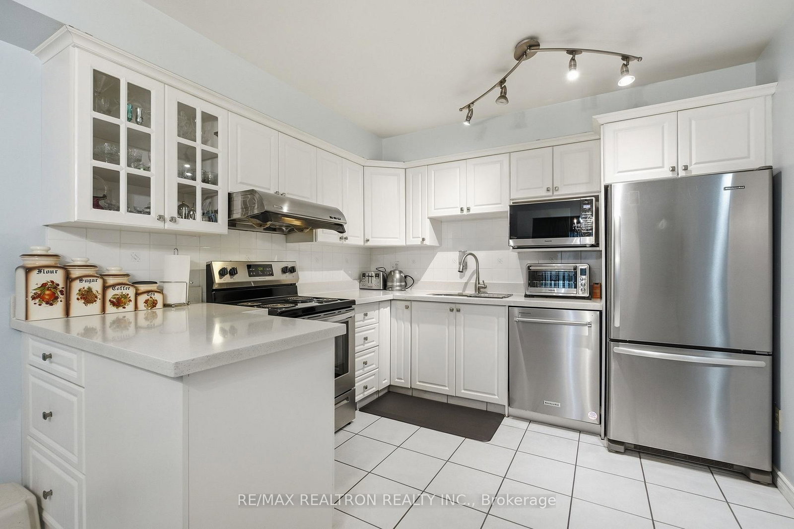 108-quantrell-trail-scarborough-ontario-e13099852