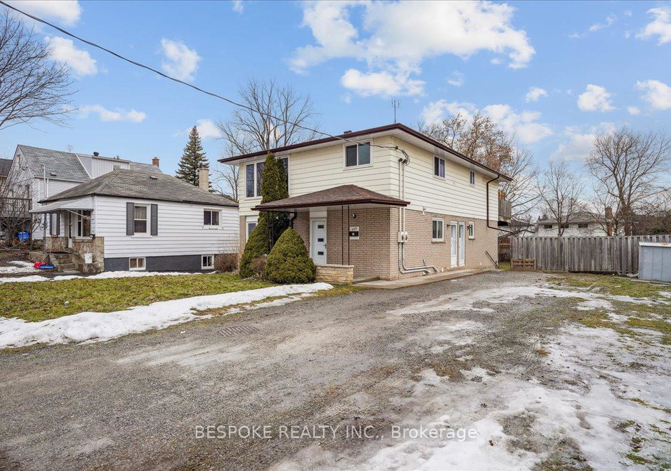 355-oshawa-boulevard-n-oshawa-ontario-e13100112