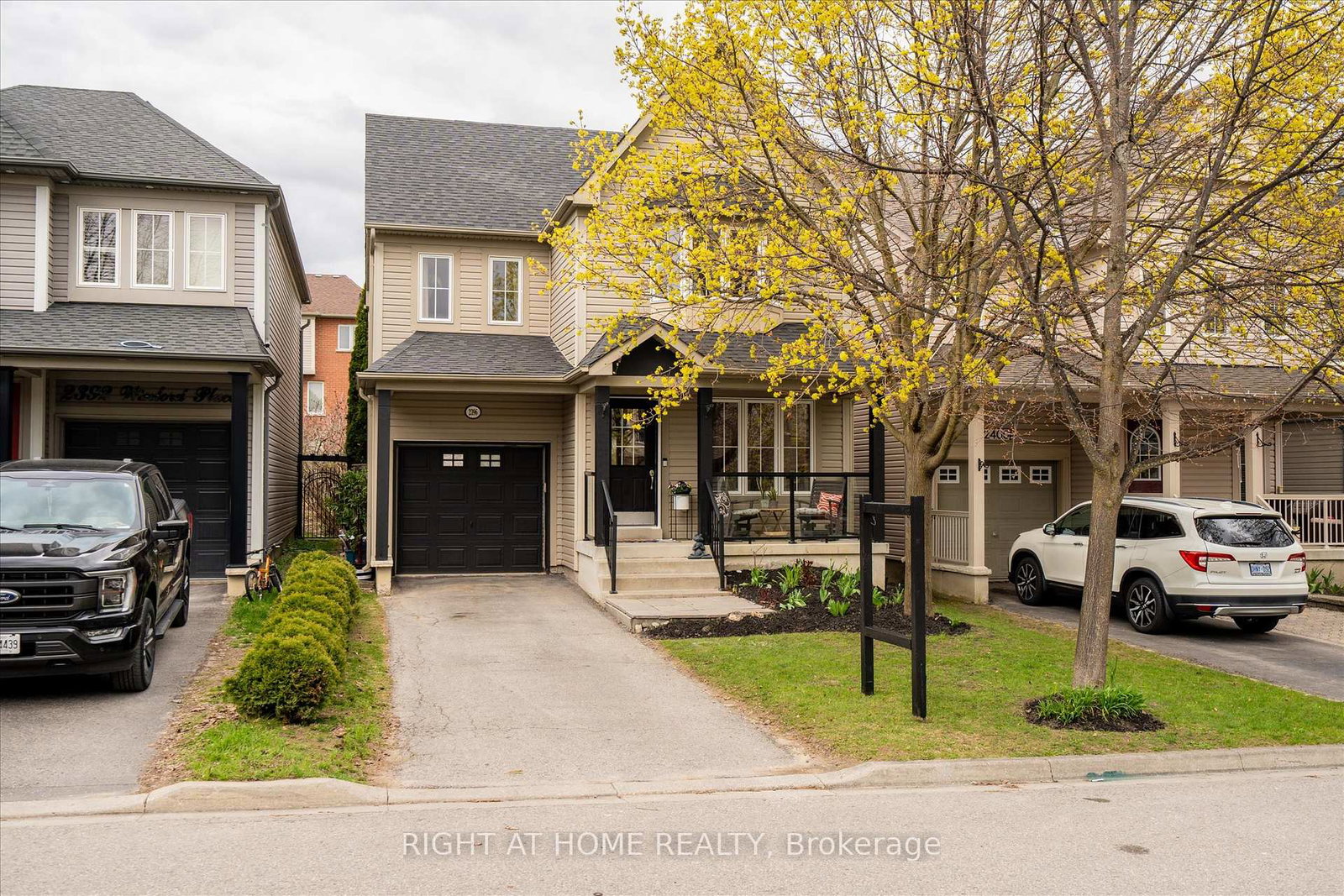 2396-winlord-place-oshawa-ontario-e13100234