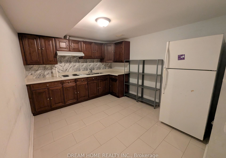 28-carl-crescent-scarborough-ontario-e13100374