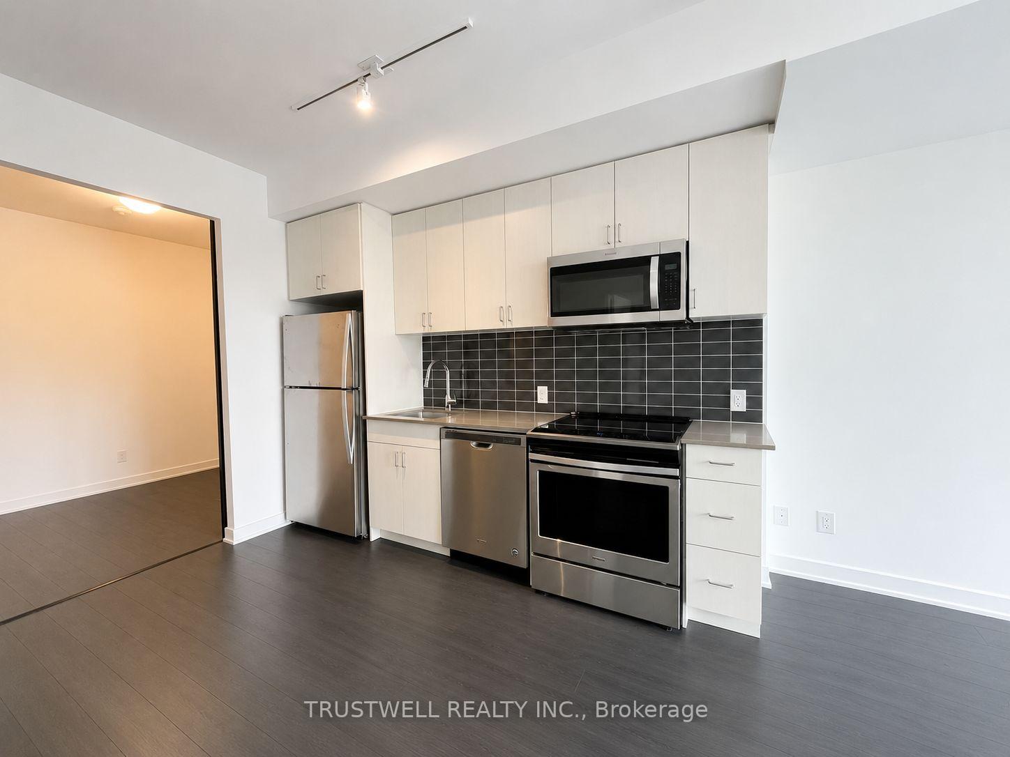 2799-kingston-road-scarborough-ontario-e13100474