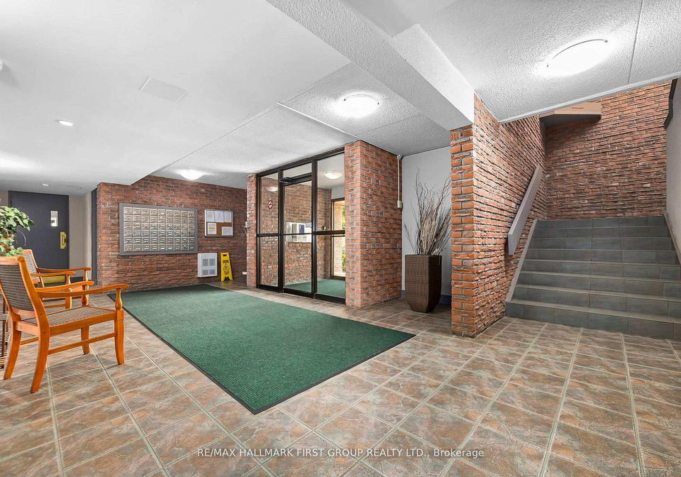 580-mary-street-e-whitby-ontario-e13100804