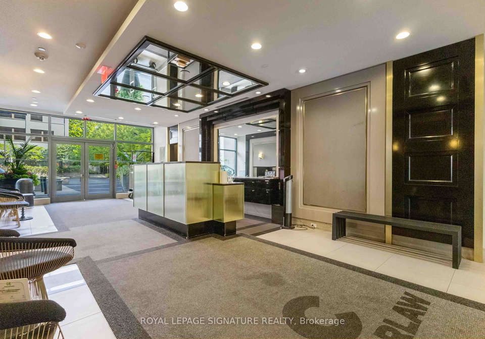 1190-dundas-street-e-toronto-ontario-e13101112