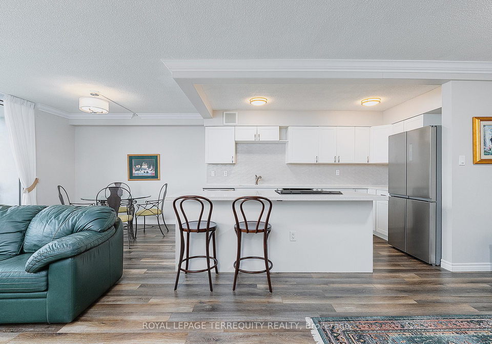 1210-radom-street-pickering-ontario-e13101318