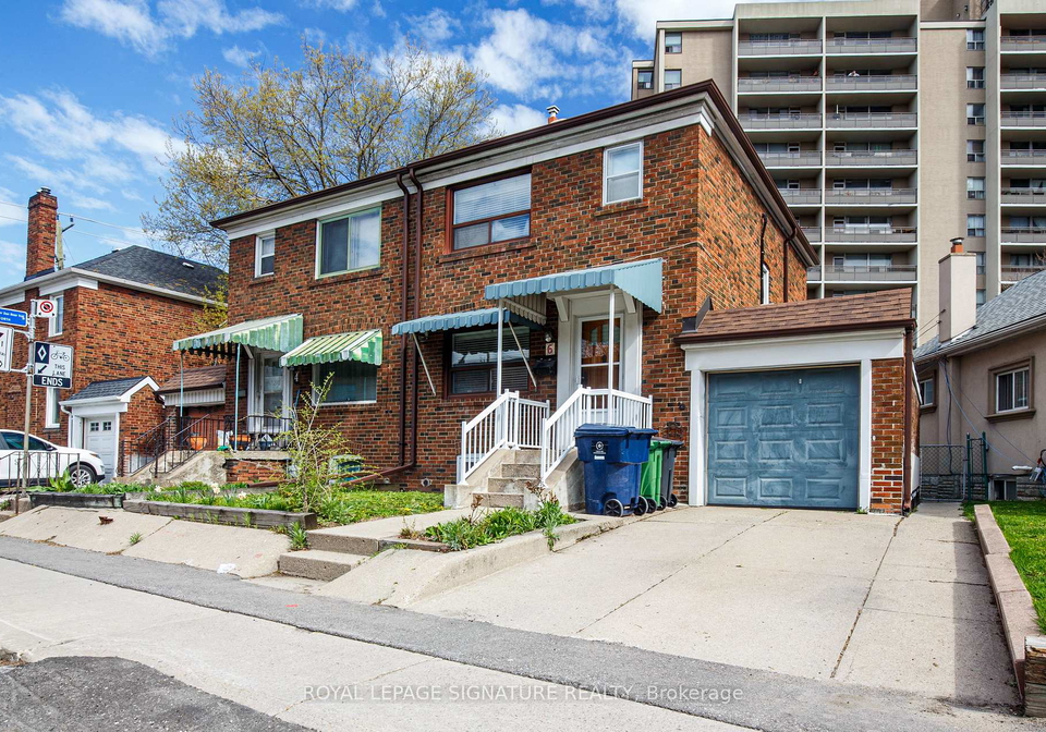 6-cosburn-avenue-east-york-ontario-e13102184