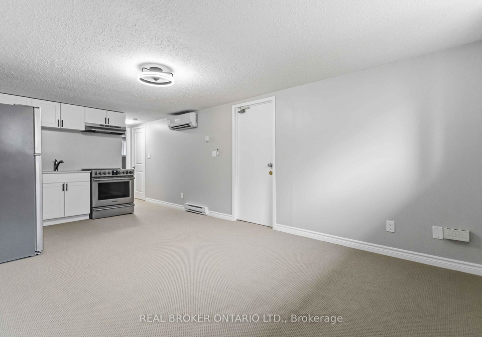 1306-valley-drive-oshawa-ontario-e13102896