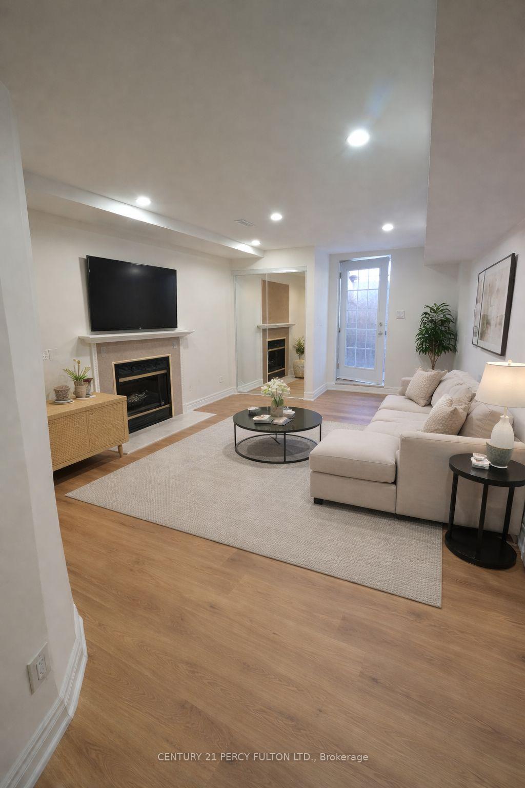 22-deverell-street-whitby-ontario-e13103148