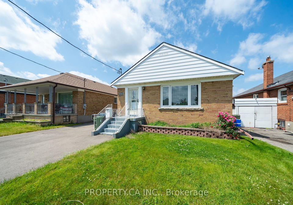 1592-pharmacy-avenue-scarborough-ontario-e13103756