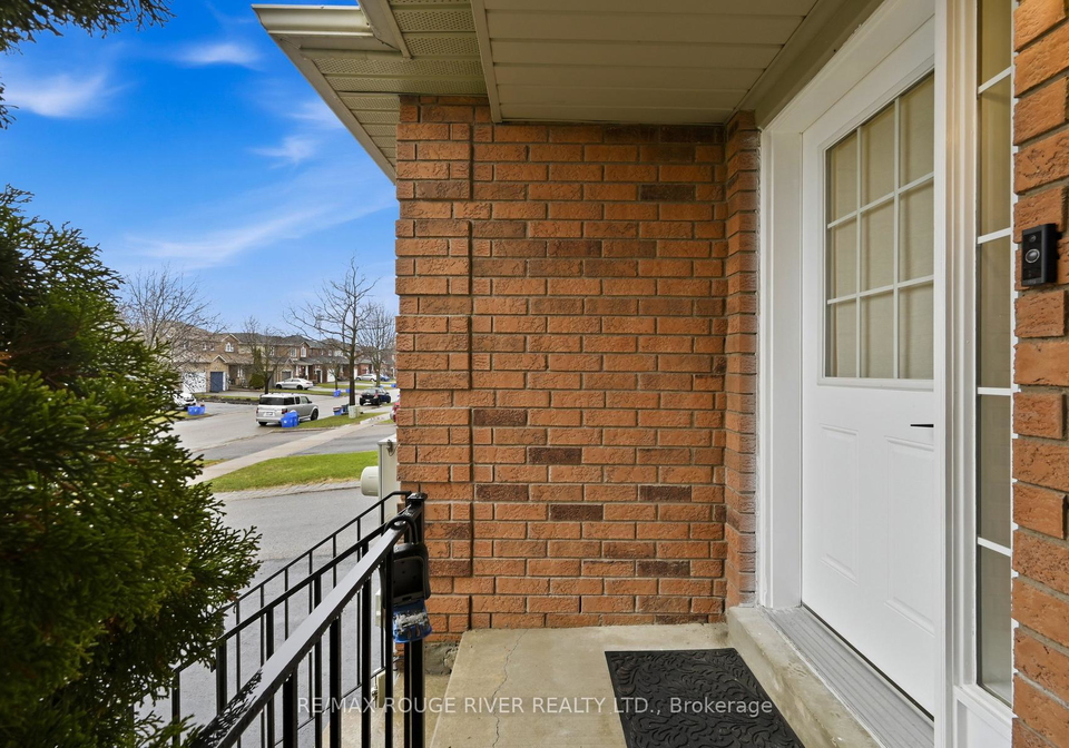 7-somerscales-drive-clarington-ontario-e13103868