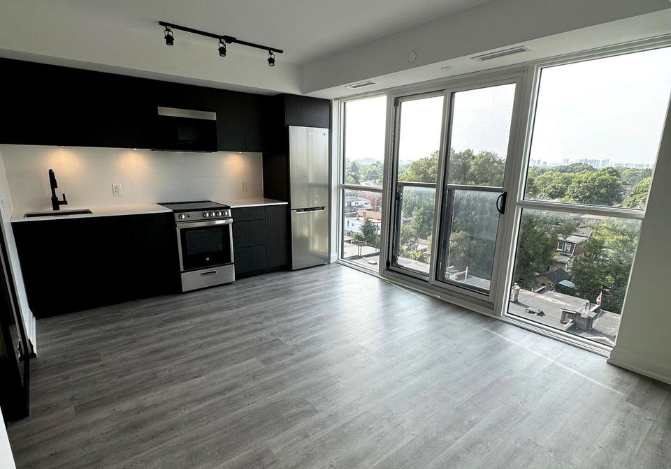 2369-danforth-avenue-toronto-ontario-e13104566