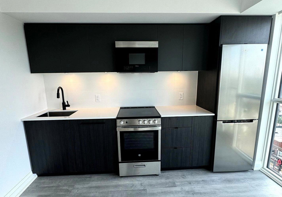 2369-danforth-avenue-toronto-ontario-e13104566