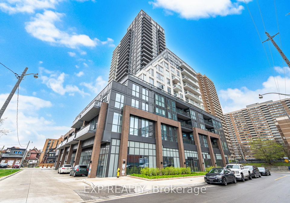 286-main-street-toronto-ontario-e13105668