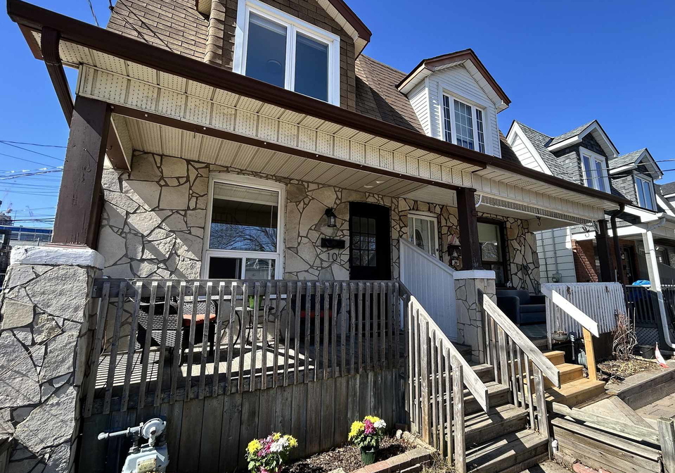 10-eldon-avenue-east-york-ontario-e13106058