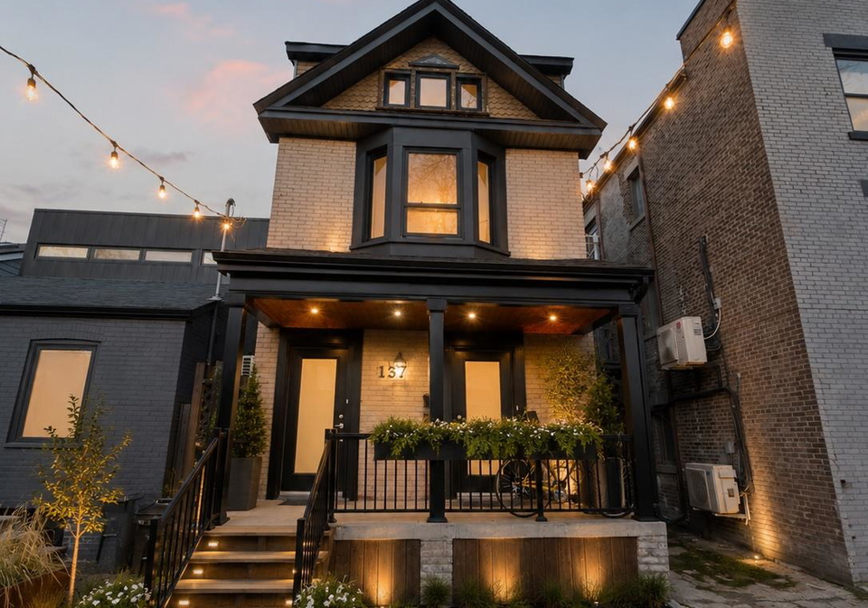 137-curzon-street-toronto-ontario-e13106292
