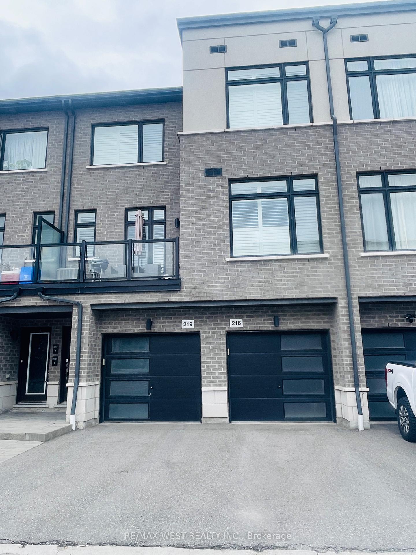 2550-castlegate-crossing-drive-pickering-ontario-e13106894