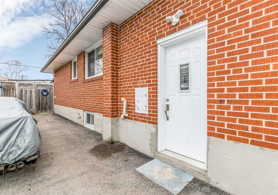 17-gander-drive-scarborough-ontario-e13106908