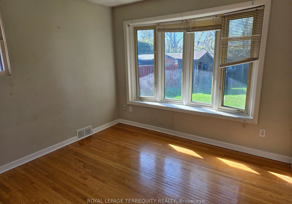 319-hillcroft-street-oshawa-ontario-e13107450