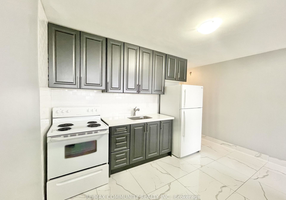 2624-eglinton-avenue-e-scarborough-ontario-e13107516