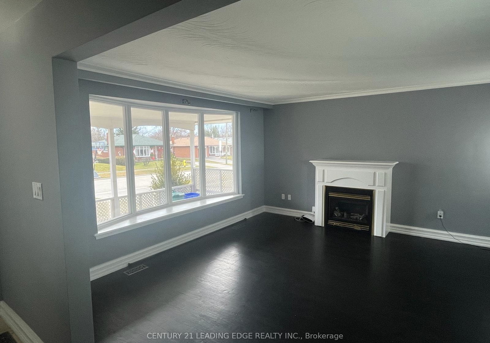 912-crocus-crescent-whitby-ontario-e13107524