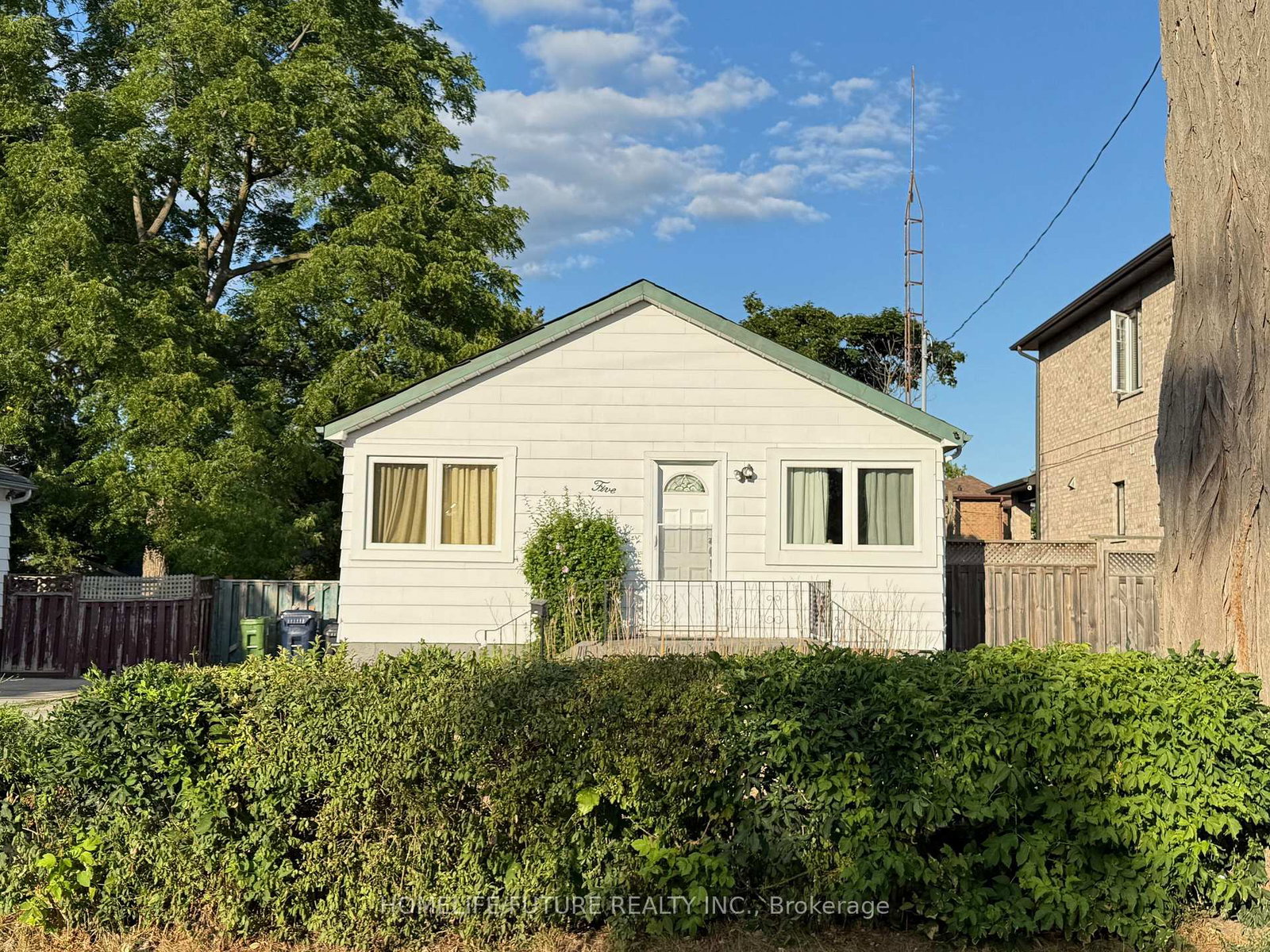 5-weir-crescent-scarborough-ontario-e13107776