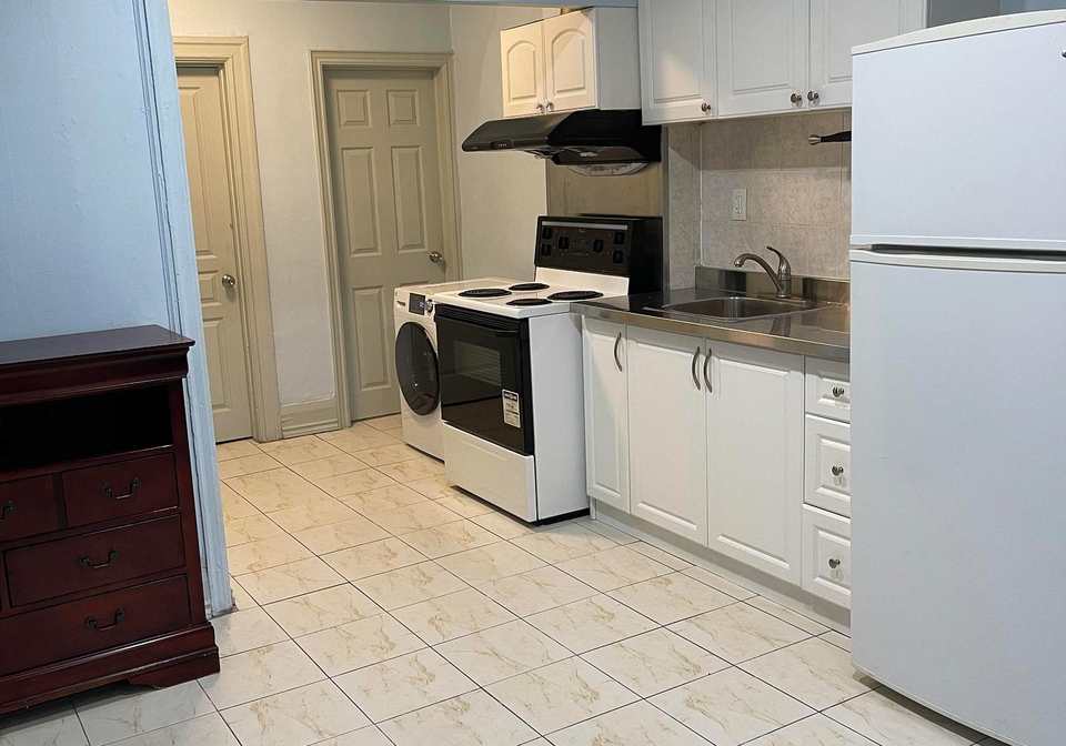 293-broadview-avenue-toronto-ontario-e13108046