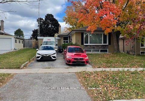 5-stevenvale-drive-scarborough-ontario-e13108534