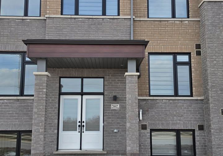 2892-peter-mathews-drive-pickering-ontario-e13108850