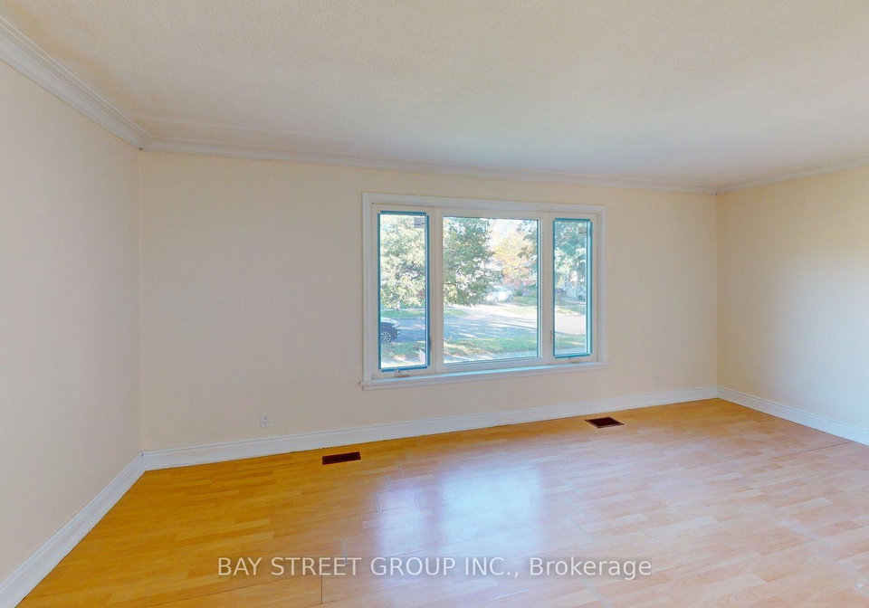 106-wye-valley-road-scarborough-ontario-e13109146