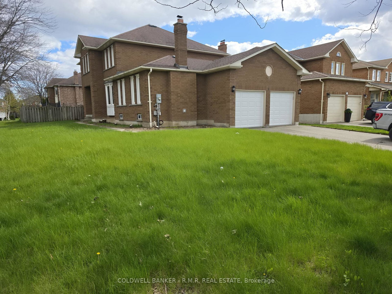 11-foster-crescent-whitby-ontario-e13109314