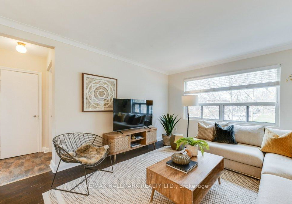 225-woodville-avenue-east-york-ontario-e13109918