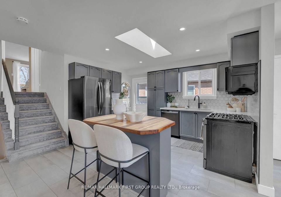 159-sandringham-drive-clarington-ontario-e13109920