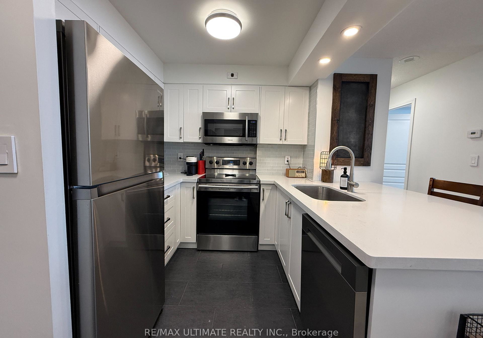 1765-queen-street-e-toronto-ontario-e13110158
