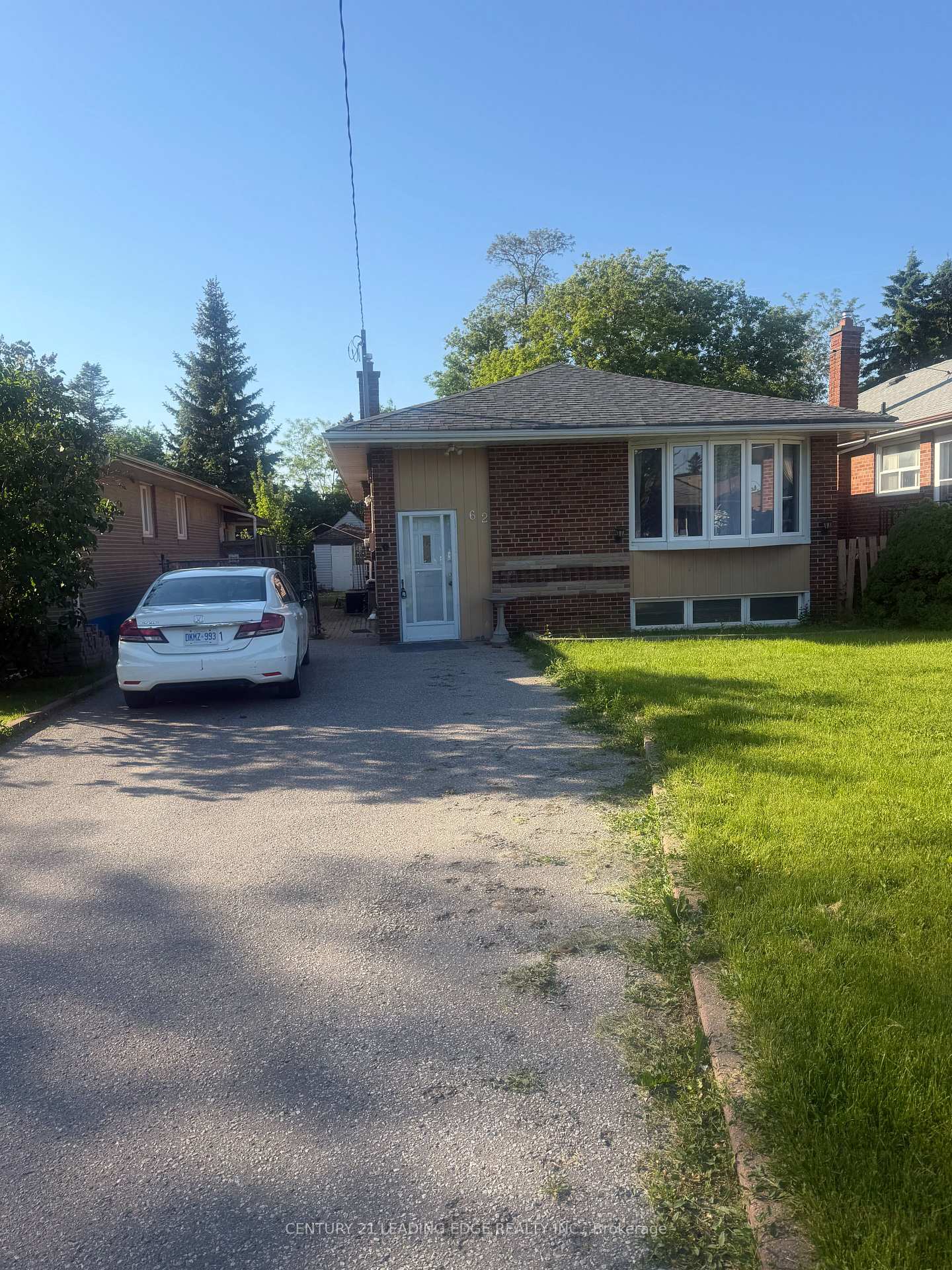 62-lombardy-crescent-scarborough-ontario-e13110616