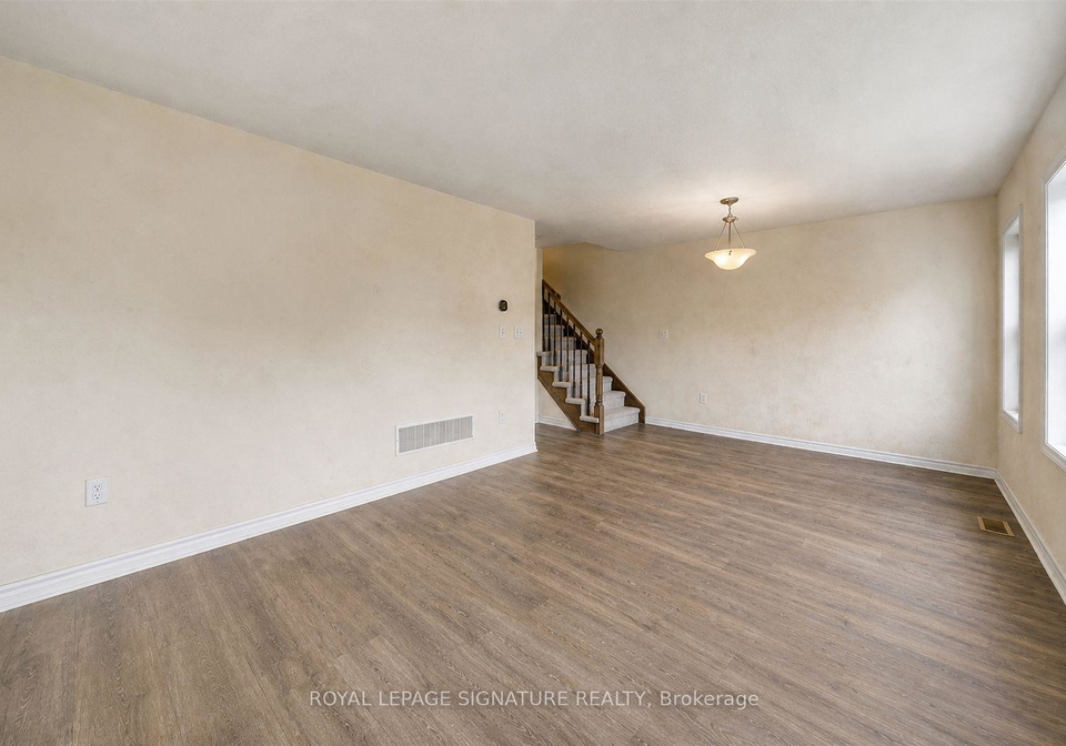 2765-sapphire-drive-pickering-ontario-e13111106
